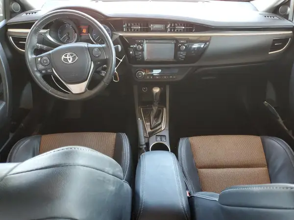 5YFBURHE8GP489572 2016 TOYOTA COROLLA - Image 8