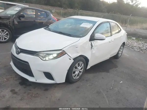 5YFBURHE8GP492911 2016 TOYOTA COROLLA - Image 2