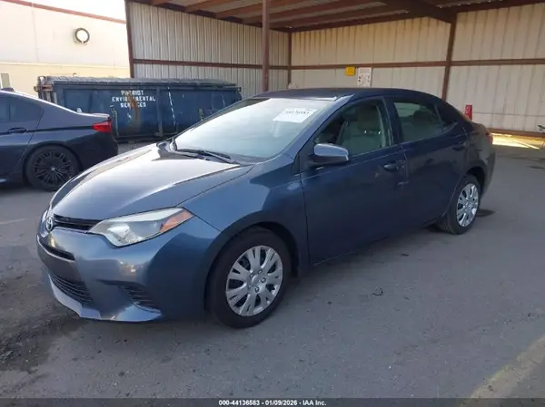 5YFBURHE8GP496988 2016 TOYOTA COROLLA - Image 2