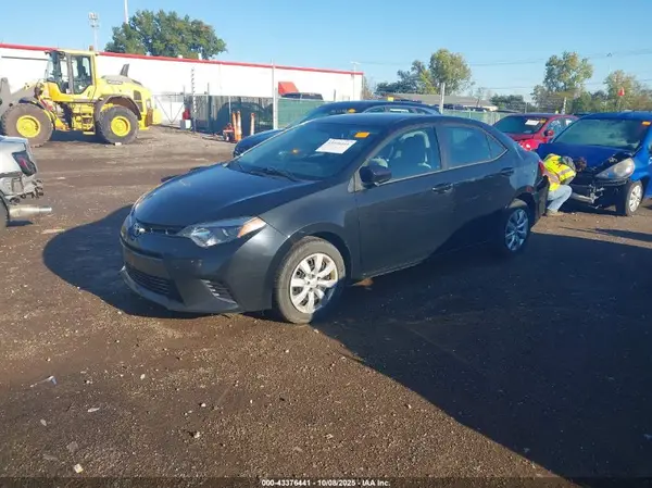 5YFBURHE8GP498174 2016 TOYOTA COROLLA - Image 2