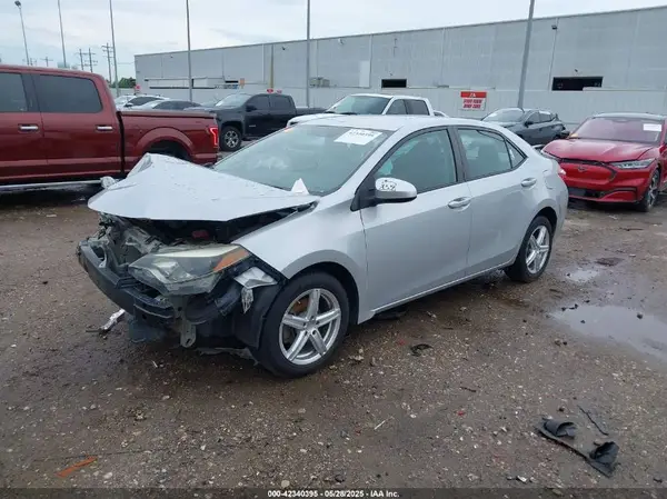 5YFBURHE8GP498501 2016 TOYOTA COROLLA - Image 2