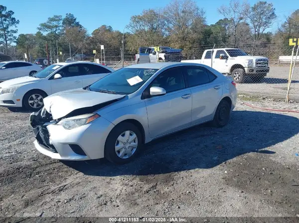 5YFBURHE8GP498711 2016 TOYOTA COROLLA - Image 2