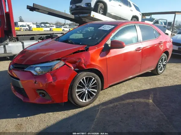 5YFBURHE8GP500876 2016 TOYOTA COROLLA - Image 2