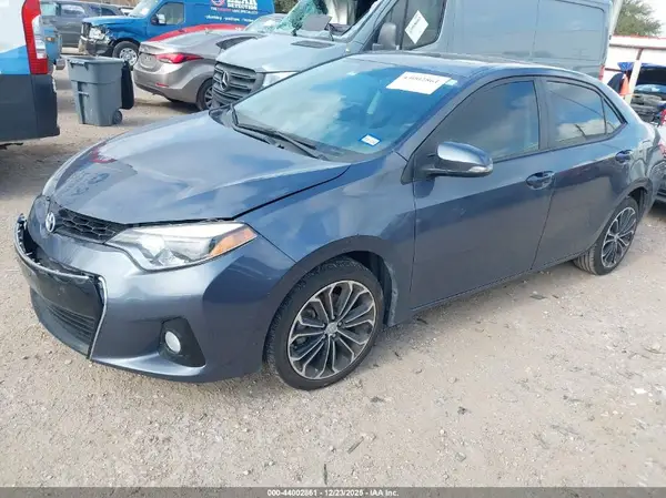 5YFBURHE8GP512879 2016 TOYOTA COROLLA - Image 2