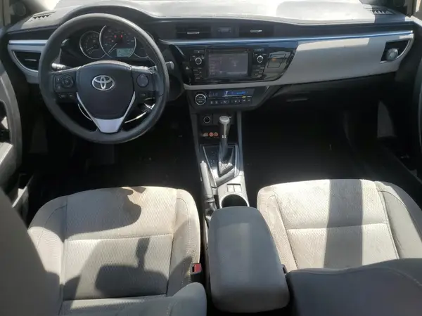 5YFBURHE8GP513563 2016 TOYOTA COROLLA - Image 8