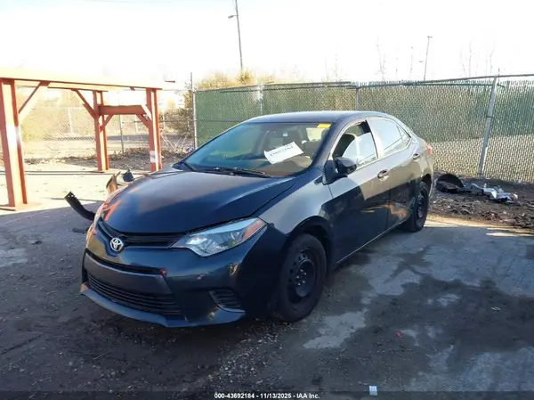 5YFBURHE8GP514048 2016 TOYOTA COROLLA - Image 2
