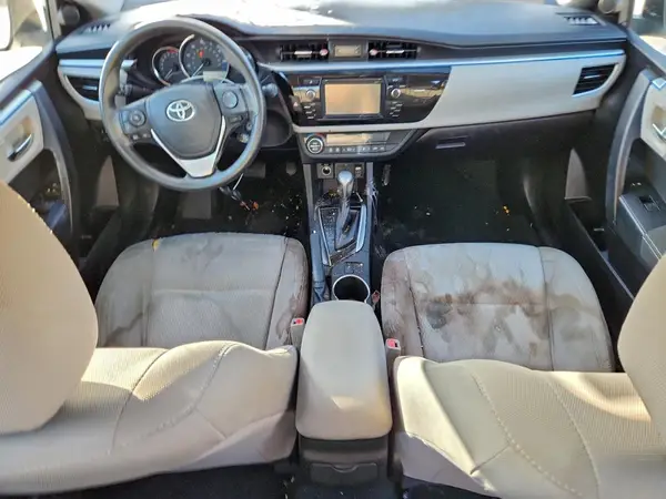 5YFBURHE8GP517628 2016 TOYOTA COROLLA - Image 8