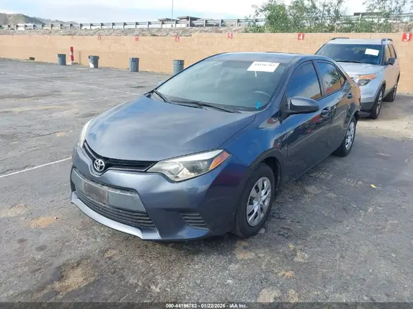 5YFBURHE8GP520125 2016 TOYOTA COROLLA - Image 2