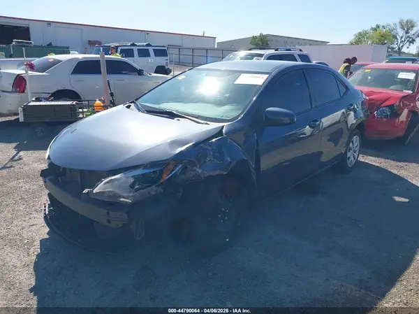 5YFBURHE8GP521629 2016 TOYOTA COROLLA - Image 2