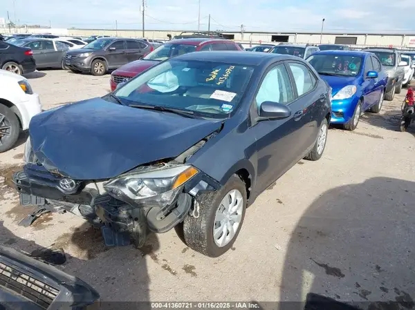 5YFBURHE8GP523302 2016 TOYOTA COROLLA - Image 2