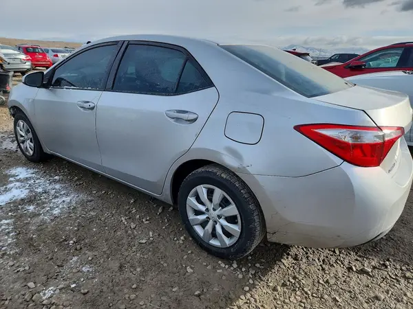 5YFBURHE8GP525700 2016 TOYOTA COROLLA - Image 2