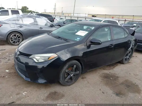 5YFBURHE8GP529634 2016 TOYOTA COROLLA - Image 2