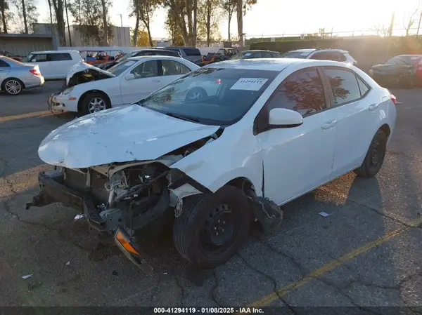 5YFBURHE8GP533280 2016 TOYOTA COROLLA - Image 2