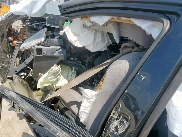 5YFBURHE8GP540598 2016 TOYOTA COROLLA - Image 8