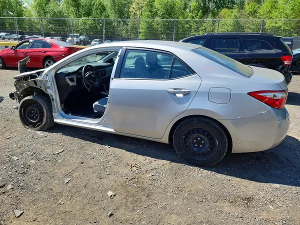 5YFBURHE8GP544697 2016 TOYOTA COROLLA - Image 2