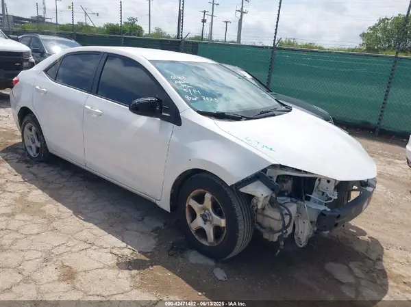 5YFBURHE8GP545736 2016 TOYOTA COROLLA - Image 1