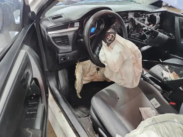 5YFBURHE8GP547874 2016 TOYOTA COROLLA - Image 8