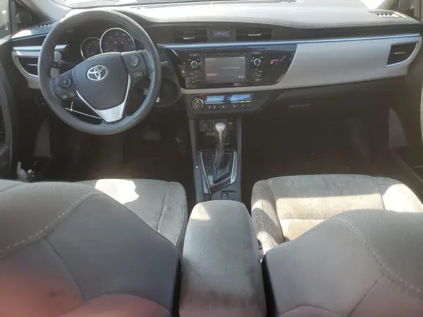 5YFBURHE8GP548040 2016 TOYOTA COROLLA - Image 8
