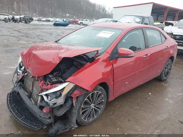 5YFBURHE8GP556039 2016 TOYOTA COROLLA - Image 2
