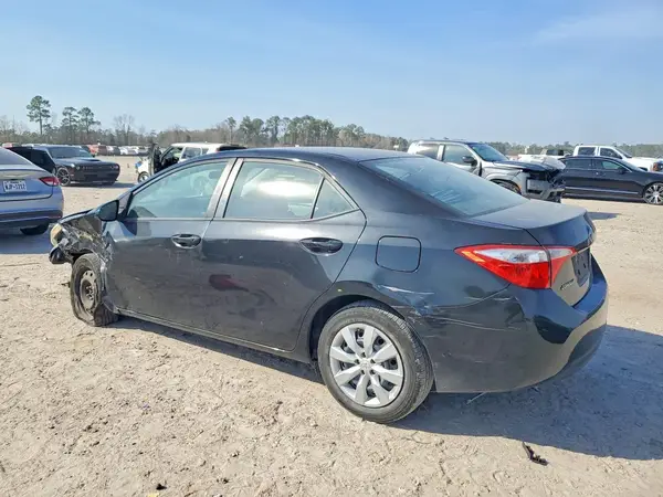 5YFBURHE8GP558633 2016 TOYOTA COROLLA - Image 2