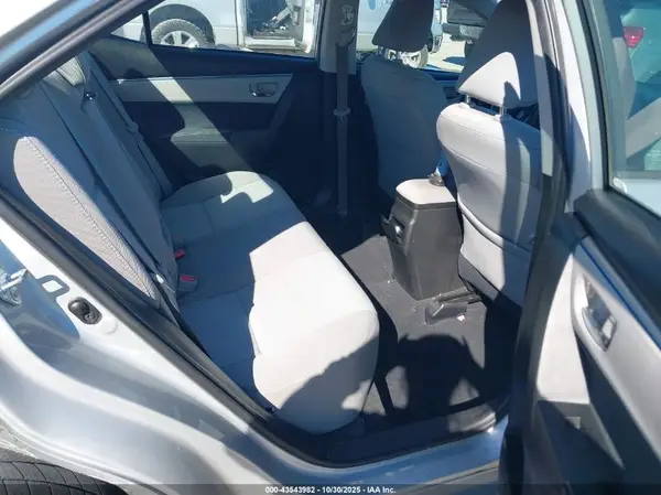 5YFBURHE8GP566330 2016 TOYOTA COROLLA - Image 8