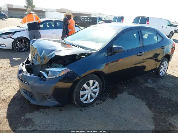 5YFBURHE8GP568546 2016 TOYOTA COROLLA - Image 2