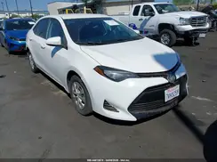 5YFBURHE8HP569584 2017 TOYOTA COROLLA