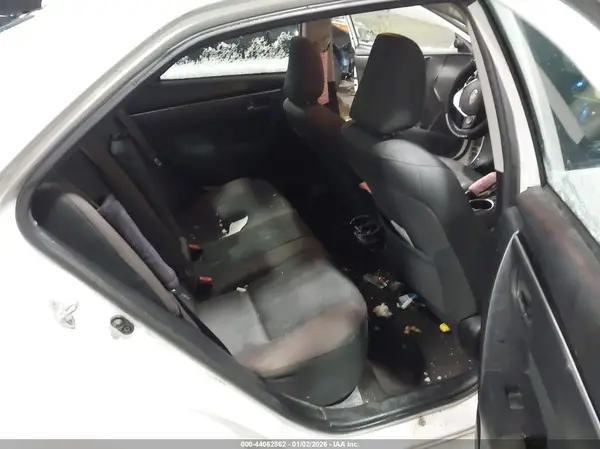 5YFBURHE8HP577376 2017 TOYOTA COROLLA - Image 8