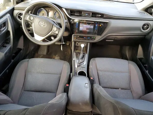 5YFBURHE8HP580116 2017 TOYOTA COROLLA - Image 8