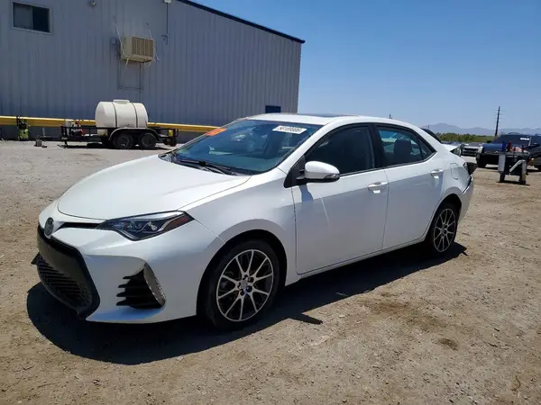 5YFBURHE8HP580858 2017 TOYOTA COROLLA - Image 1