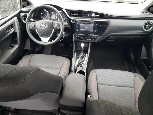 5YFBURHE8HP581833 2017 TOYOTA COROLLA - Image 8