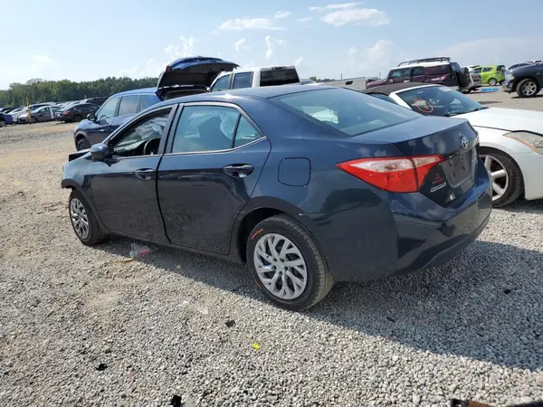 5YFBURHE8HP582223 2017 TOYOTA COROLLA - Image 2