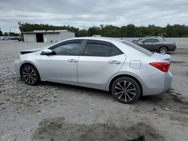 5YFBURHE8HP582271 2017 TOYOTA COROLLA - Image 2