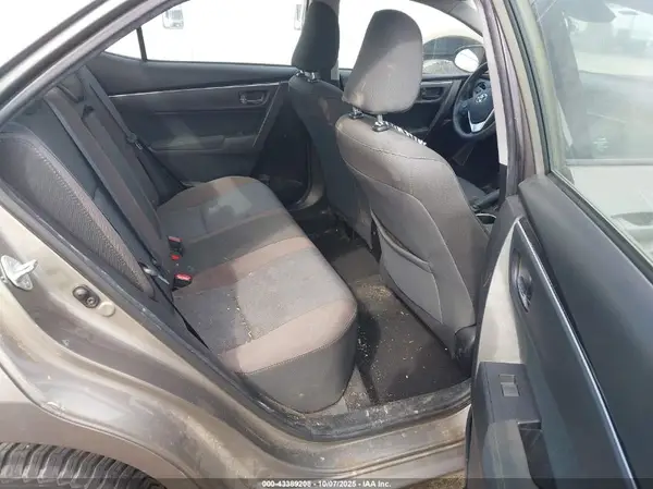 5YFBURHE8HP583291 2017 TOYOTA COROLLA - Image 8