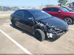5YFBURHE8HP586983 2017 TOYOTA COROLLA