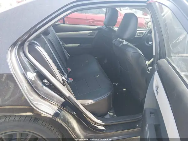 5YFBURHE8HP586983 2017 TOYOTA COROLLA - Image 8