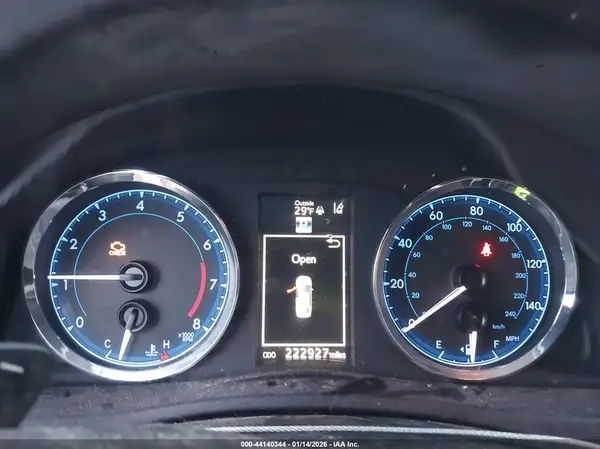 5YFBURHE8HP588619 2017 TOYOTA COROLLA - Image 7