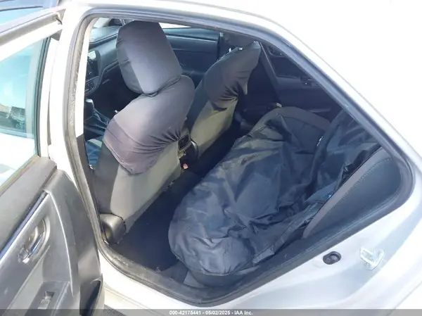 5YFBURHE8HP590659 2017 TOYOTA COROLLA - Image 8