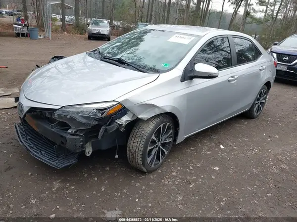 5YFBURHE8HP591276 2017 TOYOTA COROLLA - Image 2