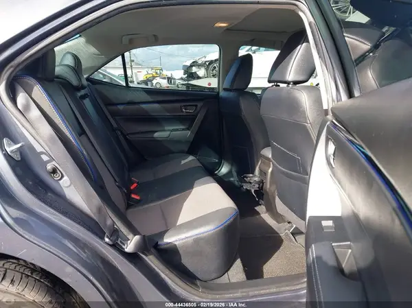5YFBURHE8HP592699 2017 TOYOTA COROLLA - Image 8