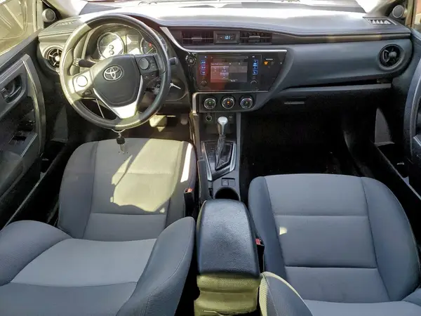 5YFBURHE8HP595571 2017 TOYOTA COROLLA - Image 8