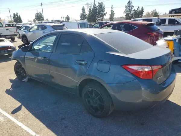 5YFBURHE8HP595912 2017 TOYOTA COROLLA - Image 2