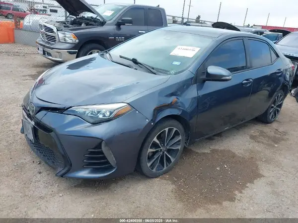 5YFBURHE8HP599376 2017 TOYOTA COROLLA - Image 2