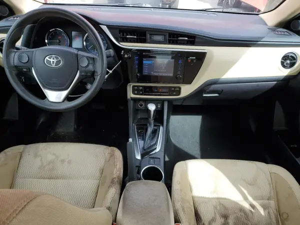 5YFBURHE8HP606164 2017 TOYOTA COROLLA - Image 8