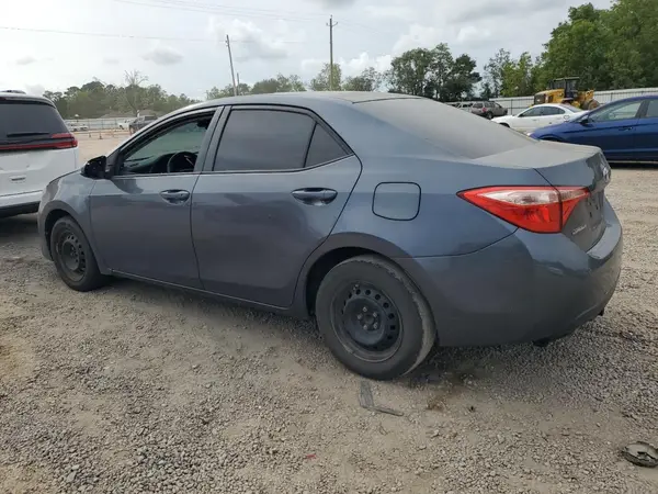 5YFBURHE8HP606701 2017 TOYOTA COROLLA - Image 2