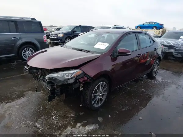 5YFBURHE8HP608030 2017 TOYOTA COROLLA - Image 2