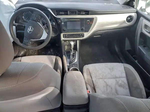 5YFBURHE8HP611025 2017 TOYOTA COROLLA - Image 8