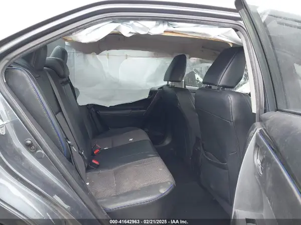 5YFBURHE8HP611574 2017 TOYOTA COROLLA - Image 8