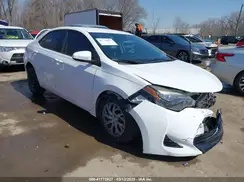 5YFBURHE8HP611736 2017 TOYOTA COROLLA
