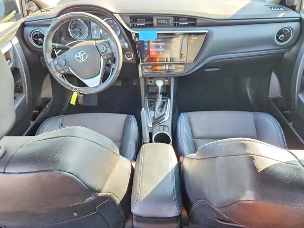 5YFBURHE8HP613082 2017 TOYOTA COROLLA - Image 8